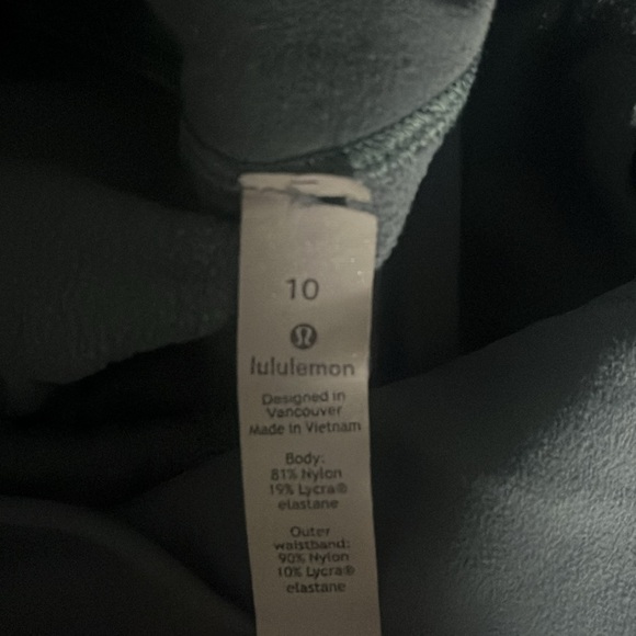 Lululemon leggings - Picture 3 of 3